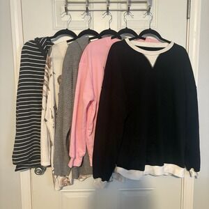 Women's Sweaters And Sweatshirts Lot of 5 , Size Xl, Comfy, Warm, and Cute